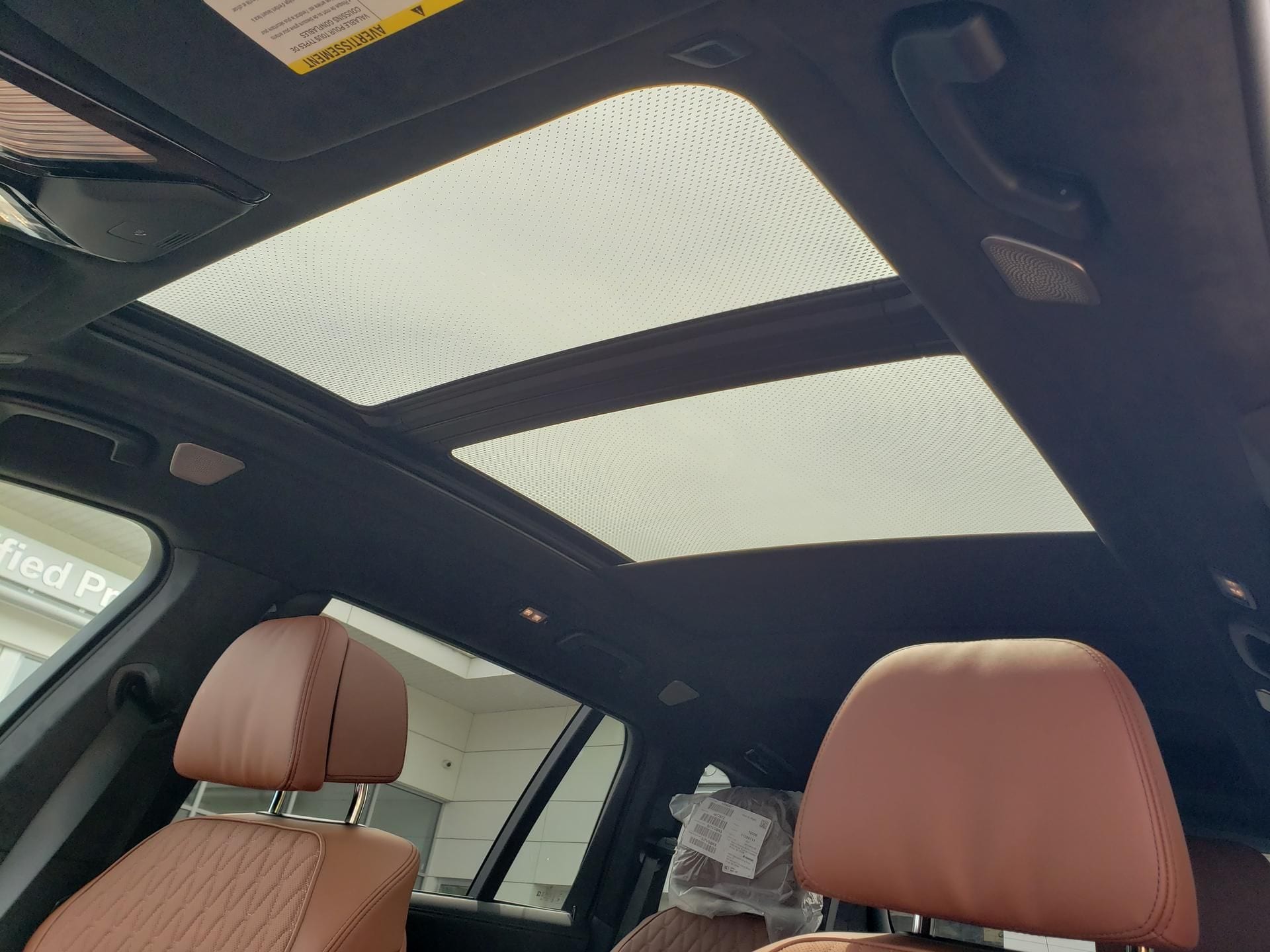 2027 BMW X7 40i - Photo 19