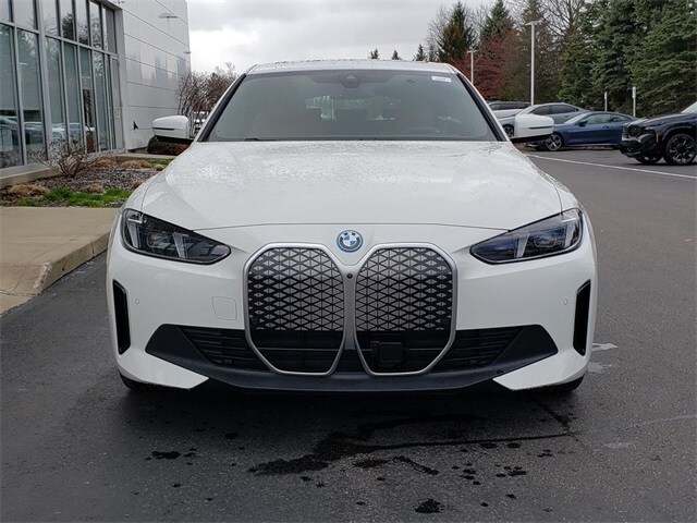 2025 Bmw i4 xDrive40 photo 2