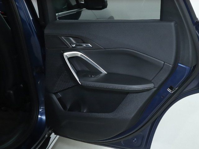 2025 BMW X1 28i - Photo 37