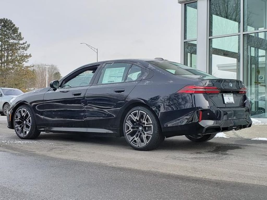 New 2026 BMW 540i xDrive Sedan