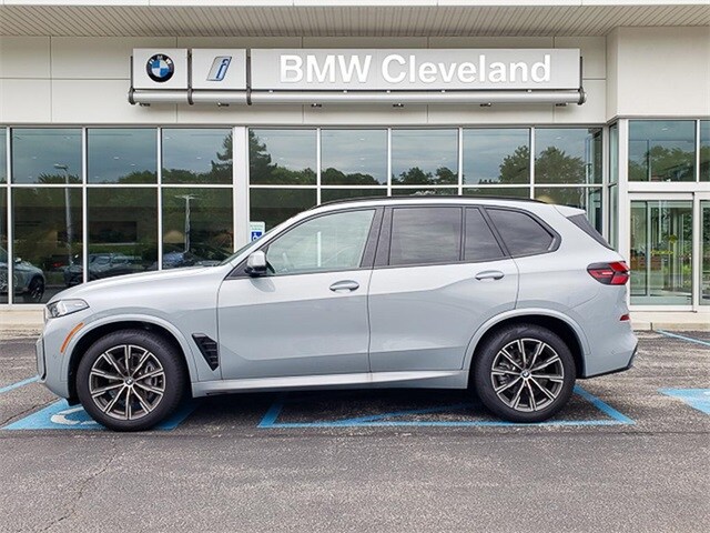 2025 Bmw X5 xDrive40i photo 2
