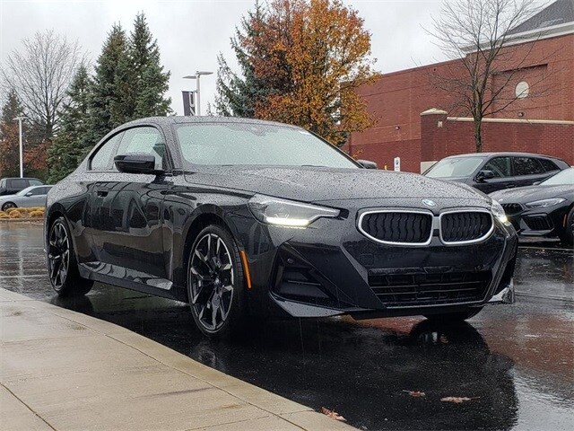 2026 Bmw 230i xDrive Coupe photo 3