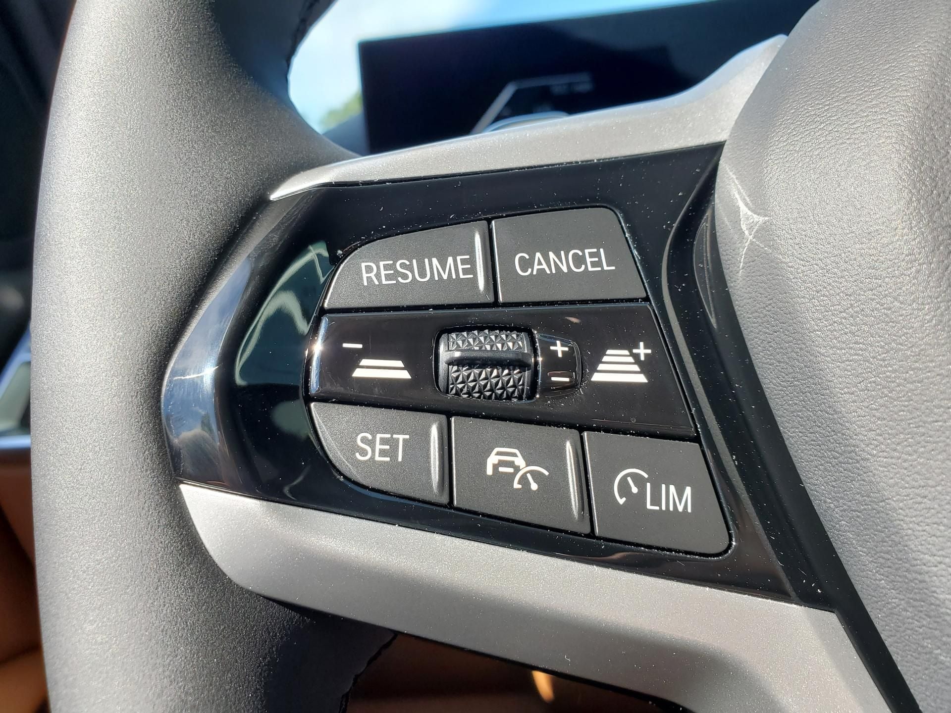 2026 BMW 3 Series 330i - Photo 27