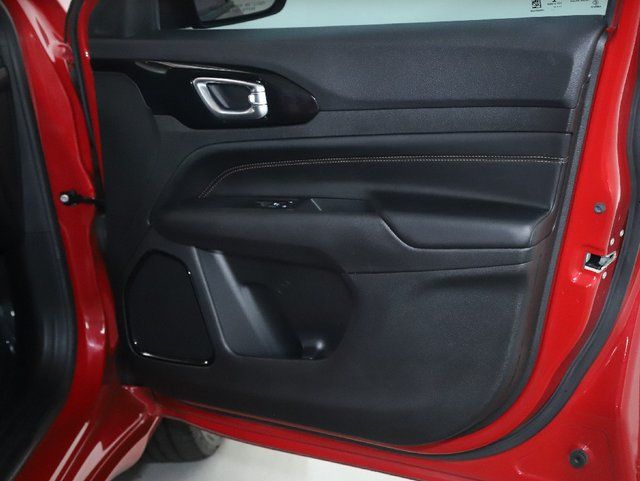 2022 Jeep Compass (RED) Edition - Photo 37