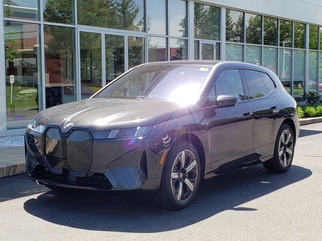 2026 BMW iX 45's photo