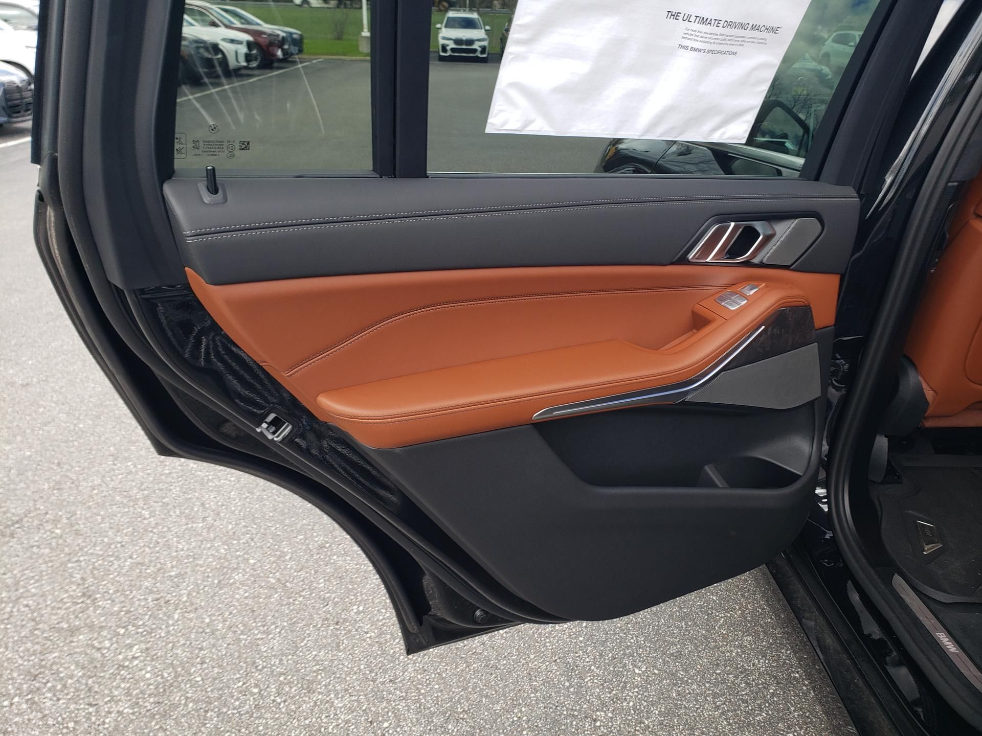2026 BMW X7 40i - Photo 14