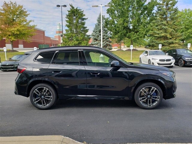 2026 Bmw X1 M35i photo 3