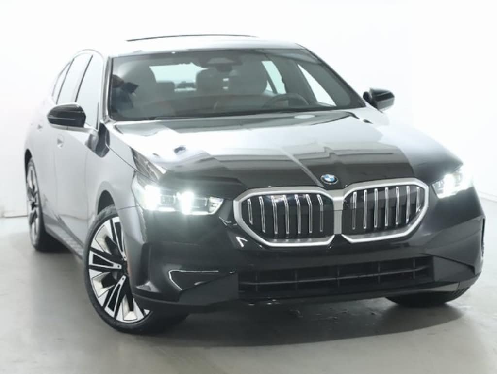 Certified 2025 BMW 530i xDrive Sedan