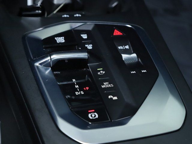 2025 BMW 2 Series M235 - Photo 28