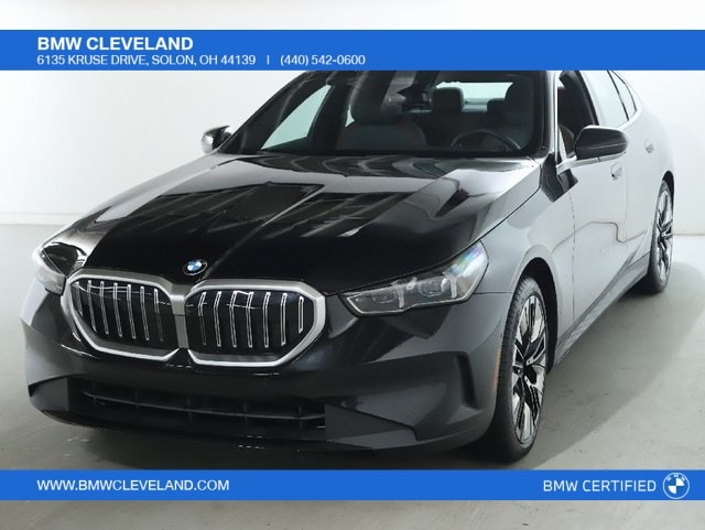 2025 BMW 5 Series 530i's photo