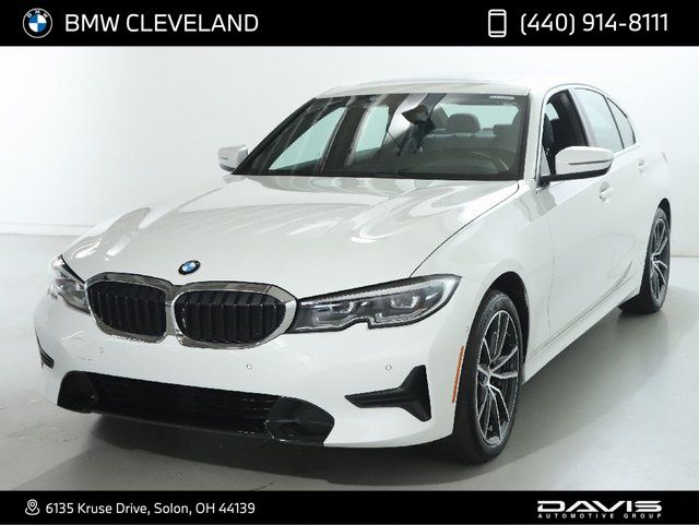 2021 BMW 3 Series 330i xDrive Sedan's photo