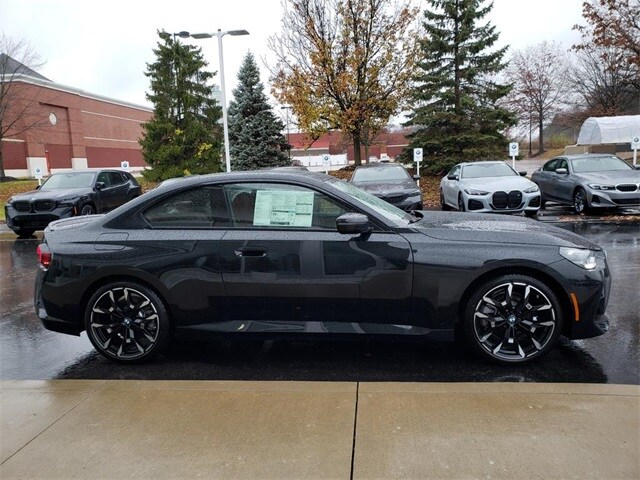 2026 Bmw 230i xDrive Coupe photo 4