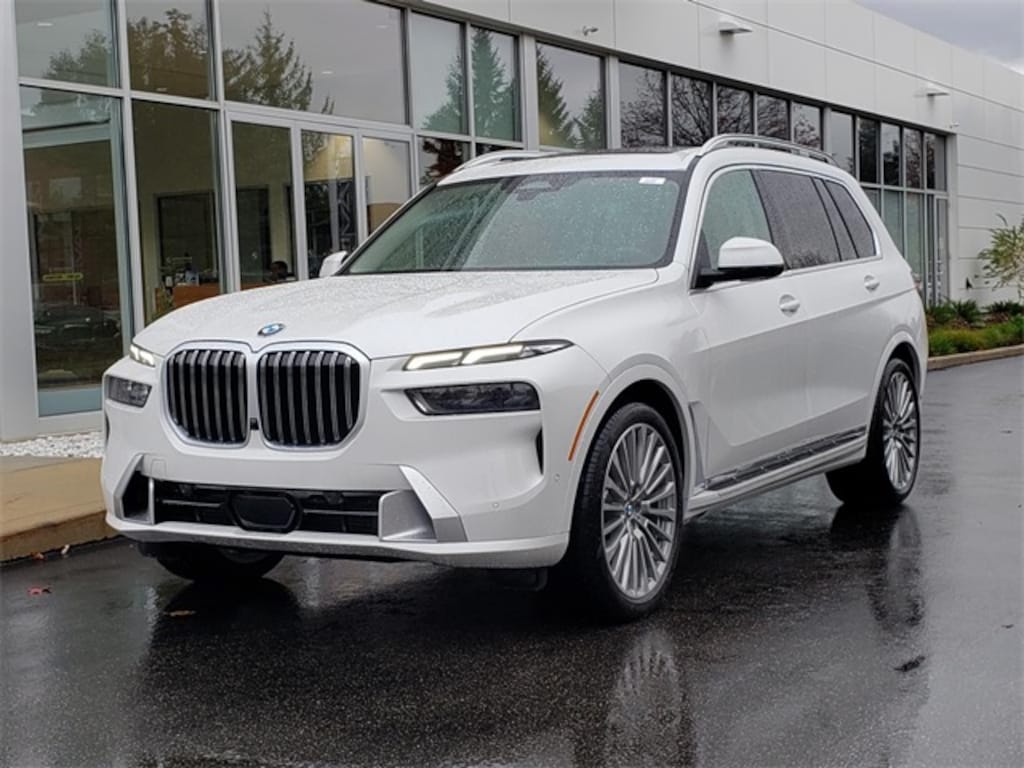 New 2026 BMW X7 xDrive40i SUV