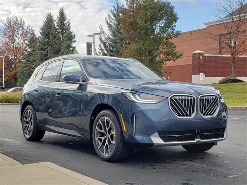 New 2026 BMW X3 30 xDrive SUV