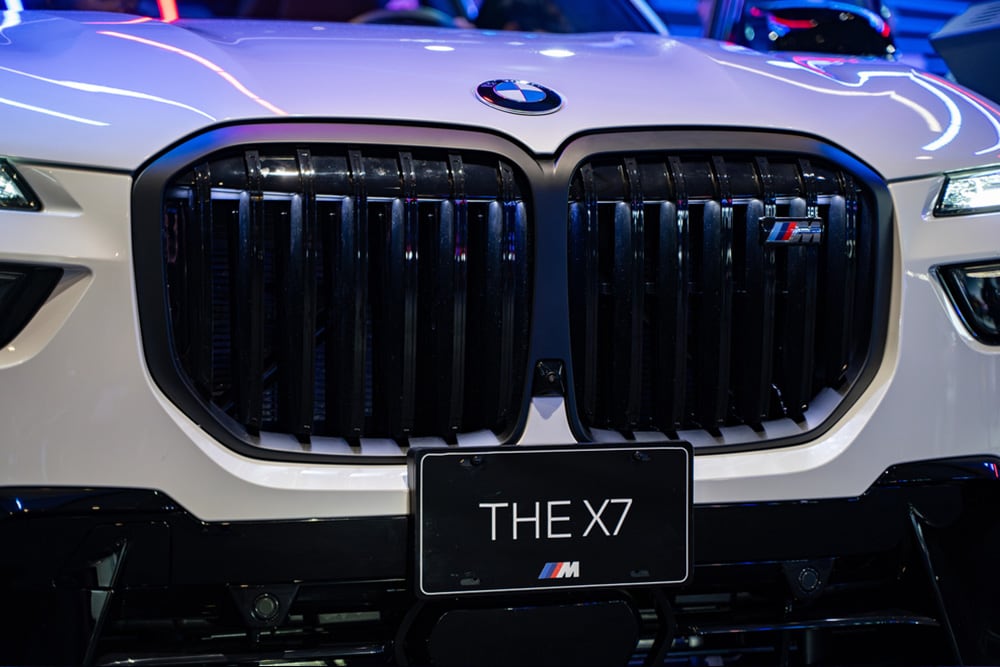 2025-bmw-x7-review-the-pinnacle-of-luxury-suvs-img.jpg