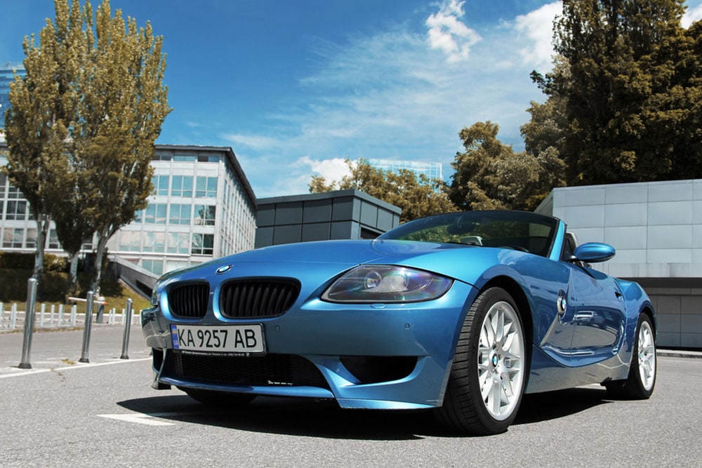 the-2025-bmw-z4-luxury-speed-and-innovation-combined-img.jpg