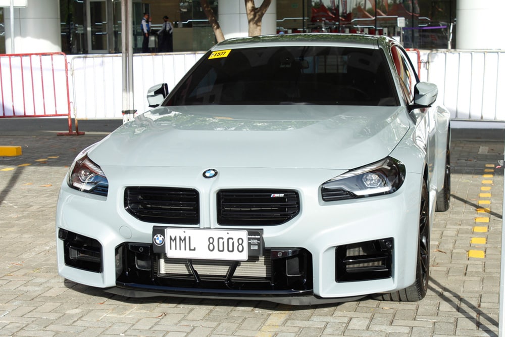 2025-bmw-m2-combining-style-with-cutting-edge-technology-img.jpg