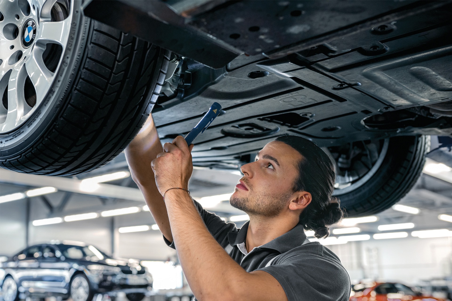 BMW VALUE SERVICE.