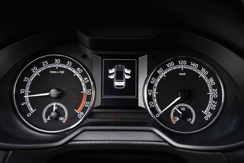 2026-bmw-2.jpg