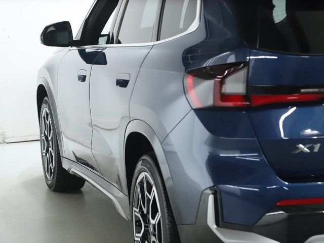 2025 BMW X1 28i - Photo 47