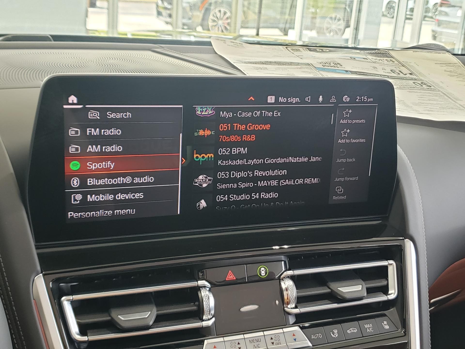 2026 BMW 8 Series M850i - Photo 27