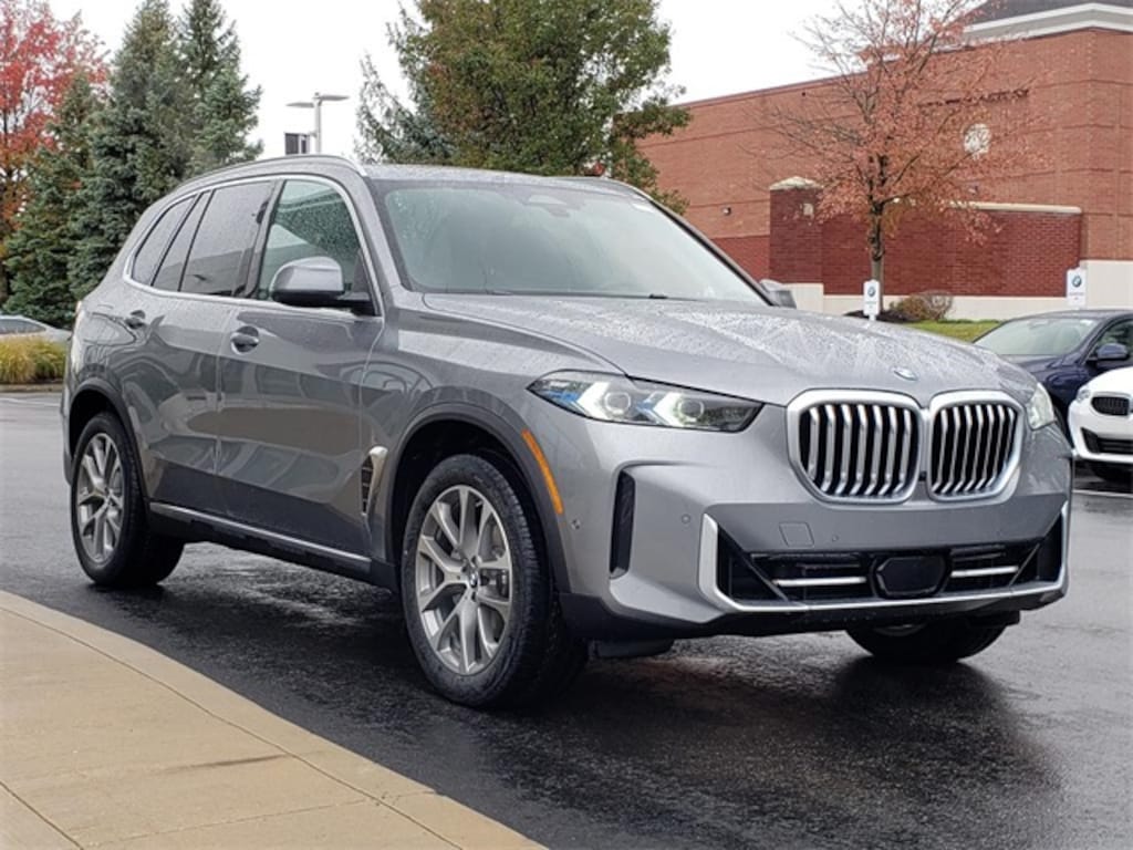 New 2026 BMW X5 xDrive40i SUV