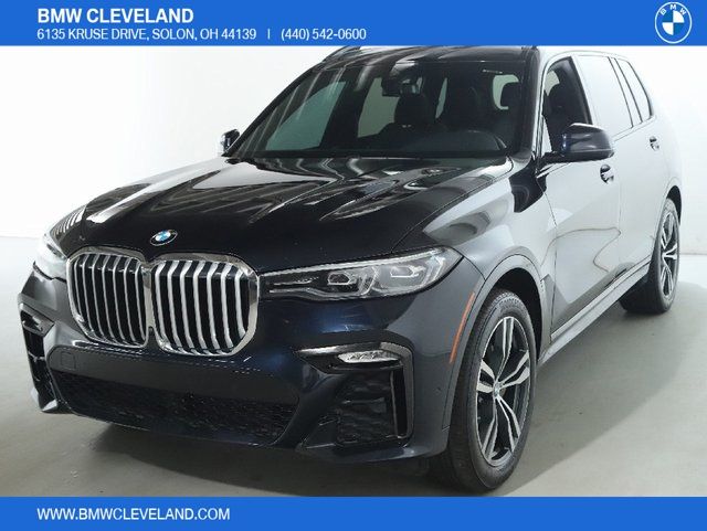 2021 BMW X7 Base's photo