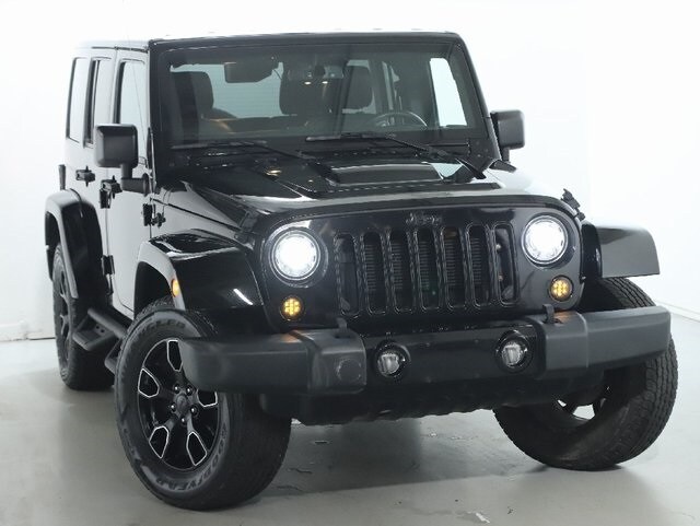 2018 Jeep Wrangler Unlimited Sahara photo 2