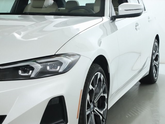 2025 Bmw 330i xDrive photo 4