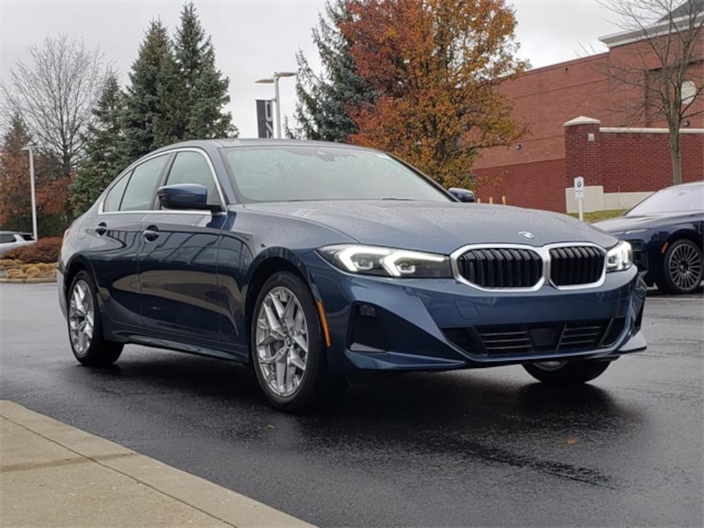 New 2026 BMW 330i xDrive Sedan