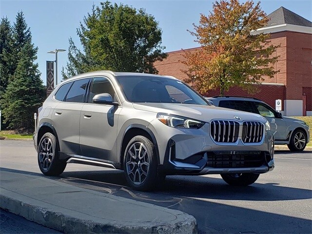 2026 Bmw X1 XDrive28i photo 2