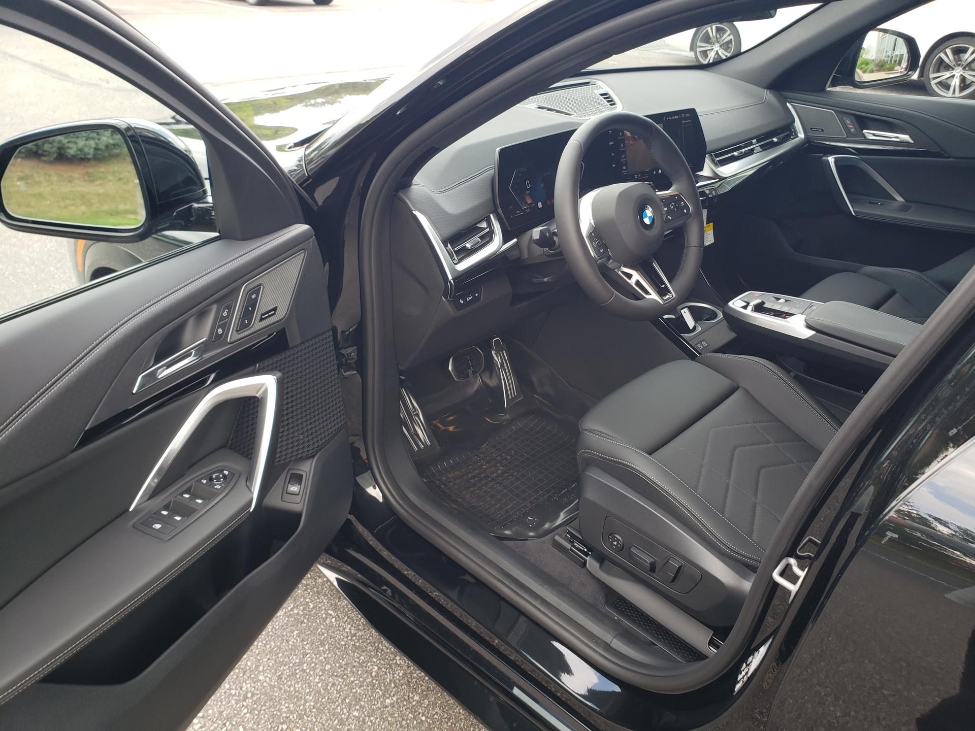2026 BMW X2 28i - Photo 10