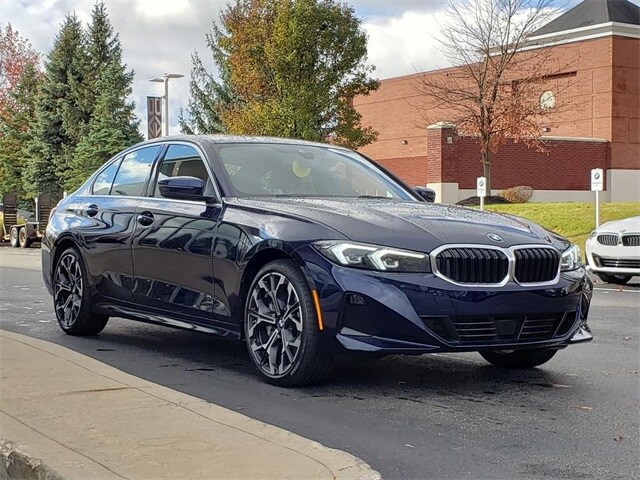 2026 Bmw 330i xDrive photo 3