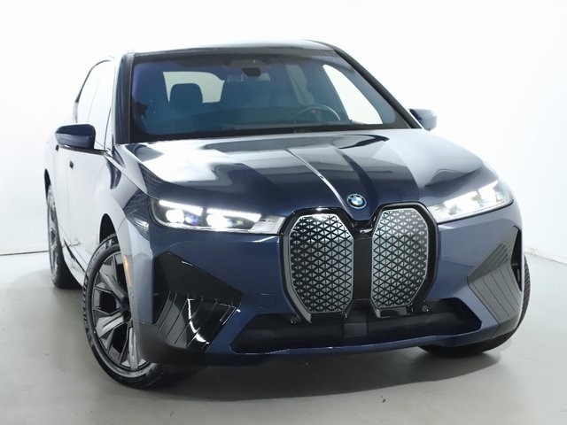 Used 2025 BMW iX Base with VIN WB523CF00SCT73738 for sale in Solon, OH