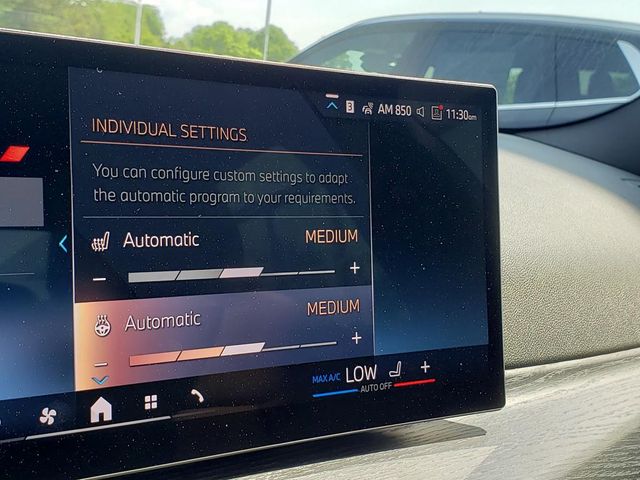 2025 BMW 3 Series 330i - Photo 26