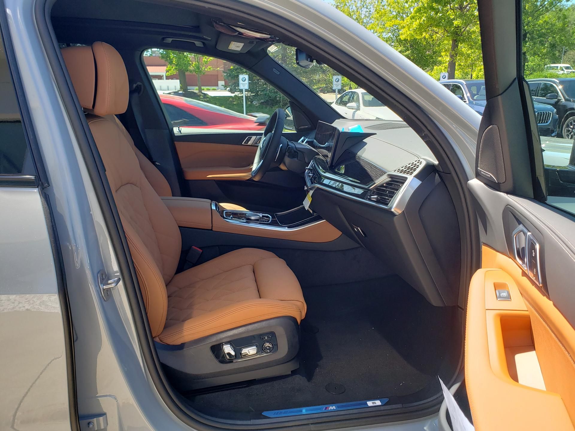 2026 BMW X5 50e - Photo 17