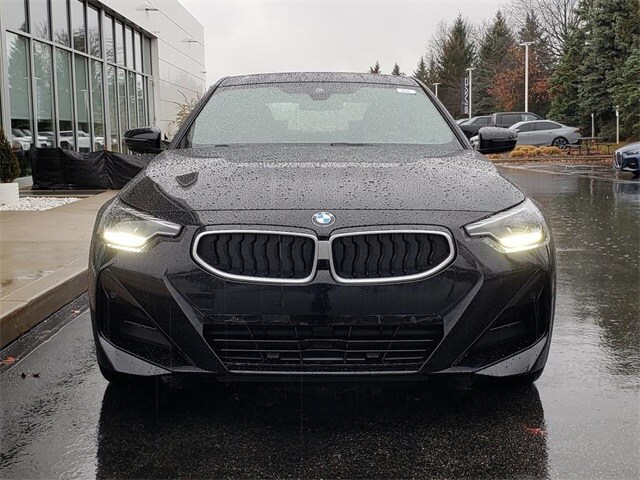 2026 Bmw 230i xDrive Coupe photo 2