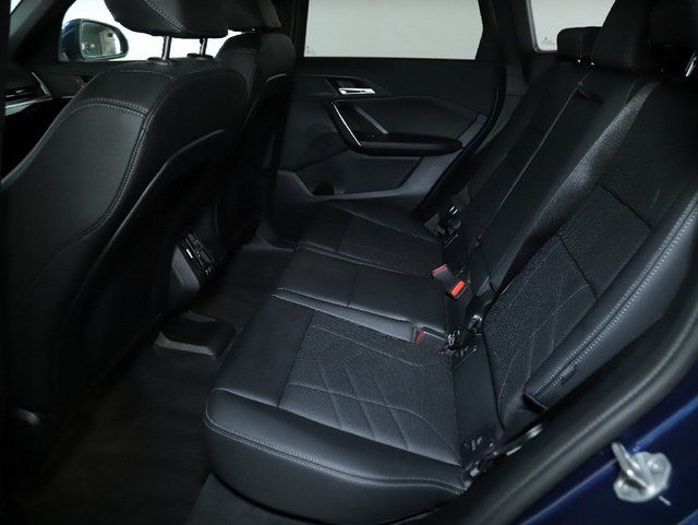 2025 BMW X1 28i - Photo 17