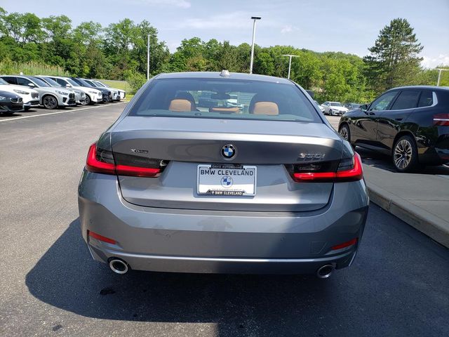2025 BMW 3 Series 330i - Photo 6