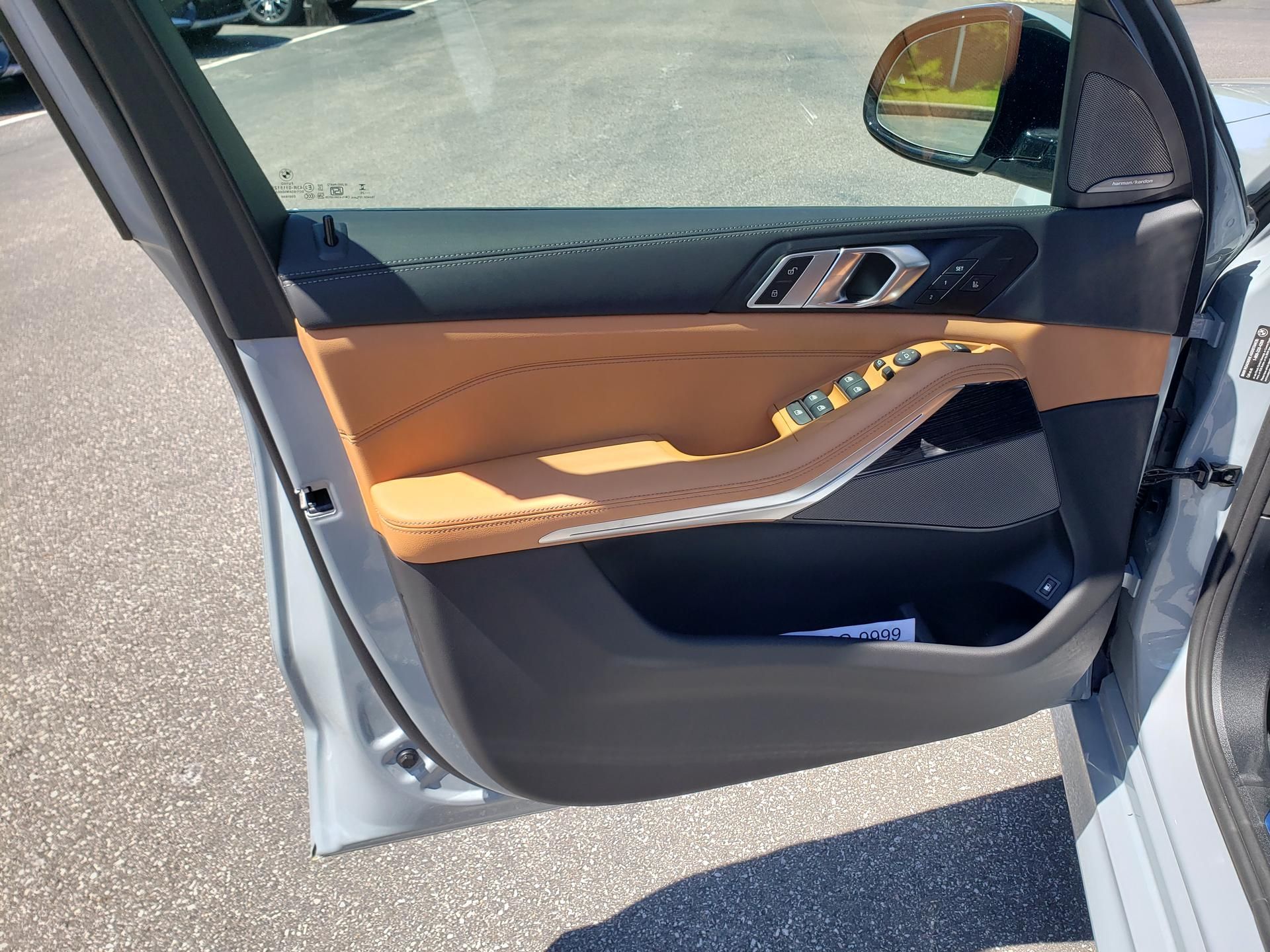 2026 BMW X5 50e - Photo 10