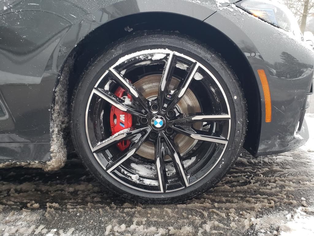 2026 BMW 4 Series M440i - Photo 31