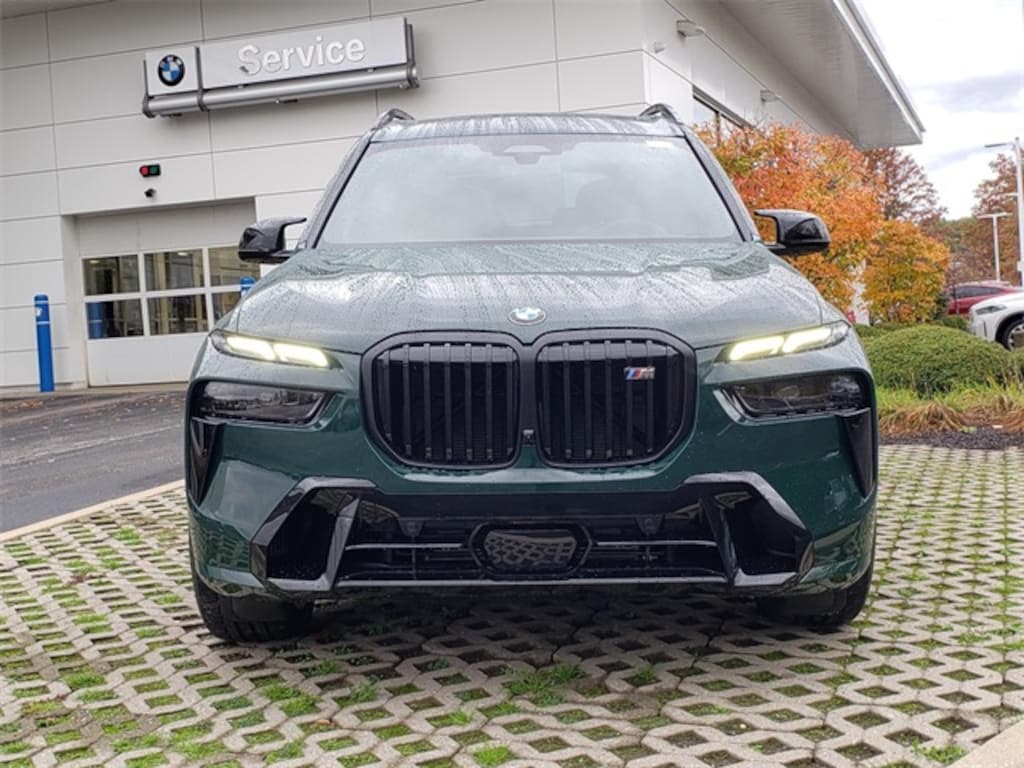 New 2026 BMW X7 M60i SUV