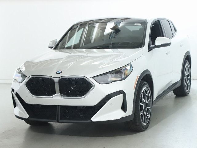 2025 BMW X2 28i's photo