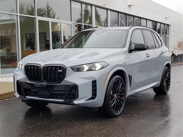 2026 BMW X5 M60i's photo