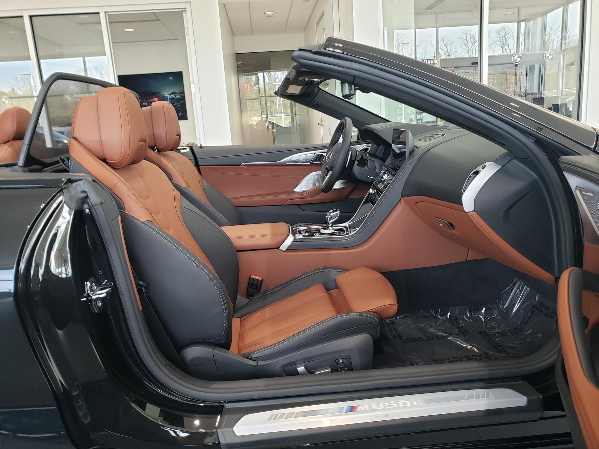 2026 BMW 8 Series M850i - Photo 14