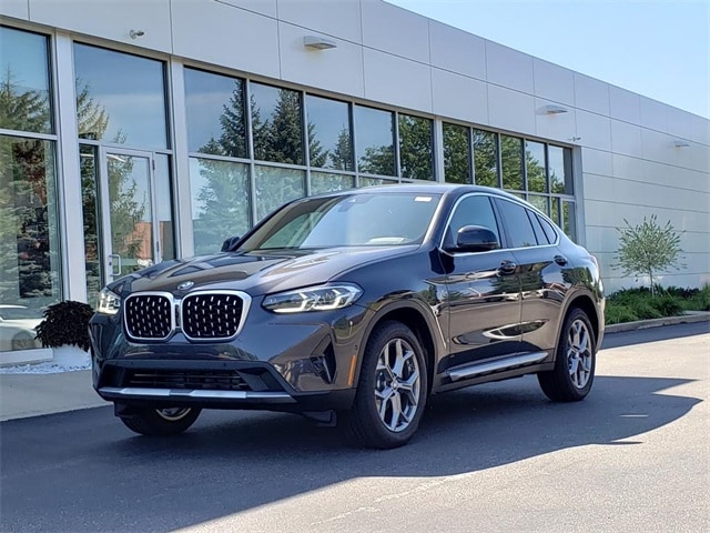 2025 BMW X4 SUV 