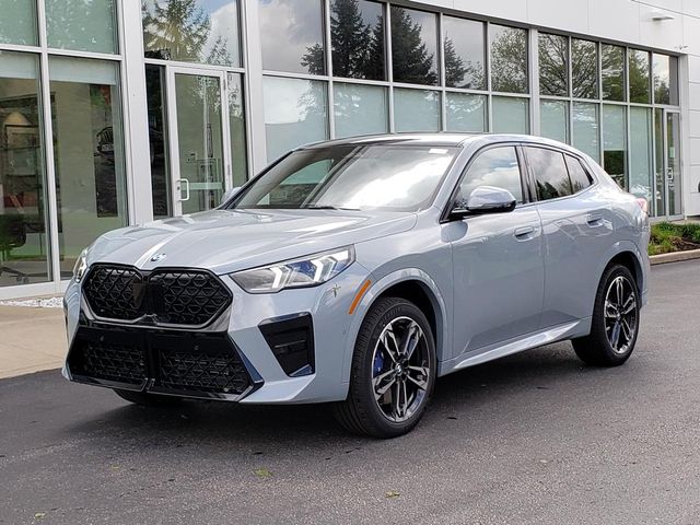 2025 BMW X2 28i's photo