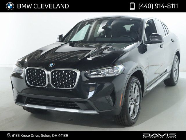 2025 BMW X4 xDrive30i's photo