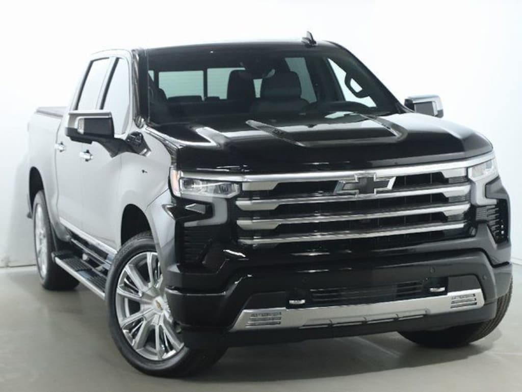 Used 2025 Chevrolet Silverado 1500 High Country Truck Crew Cab