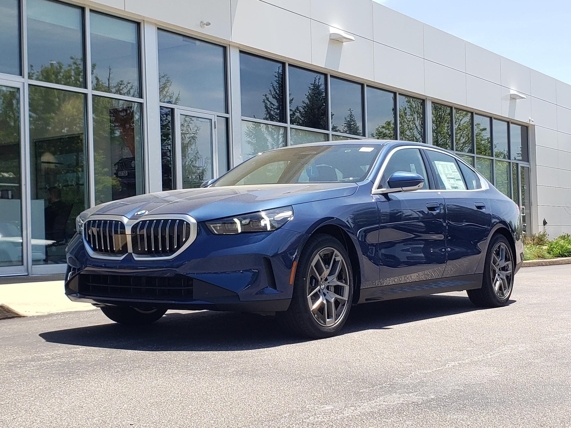 2027 BMW 530i Sedan 